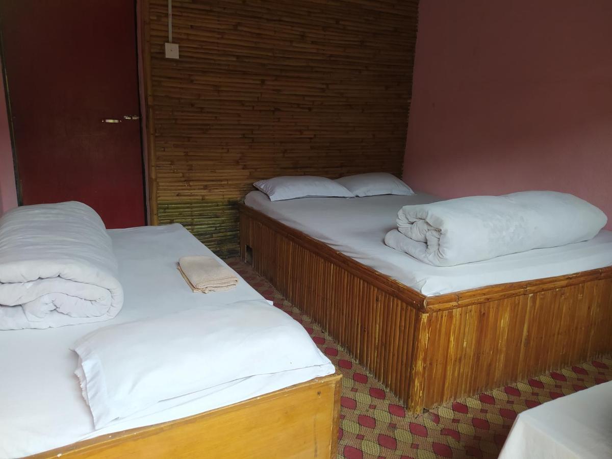 Hotel New Bamboo Palace Gorkhā Extérieur photo